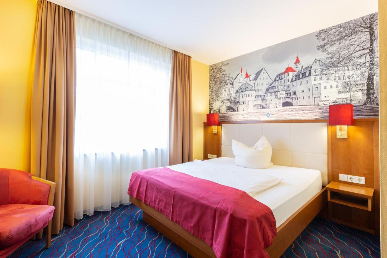 Hotel Am Schillerpark Esslingen am Neckar Exterior foto
